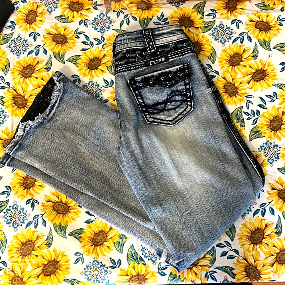 Cowgirl Tuff woman’s beautiful blue jeans
